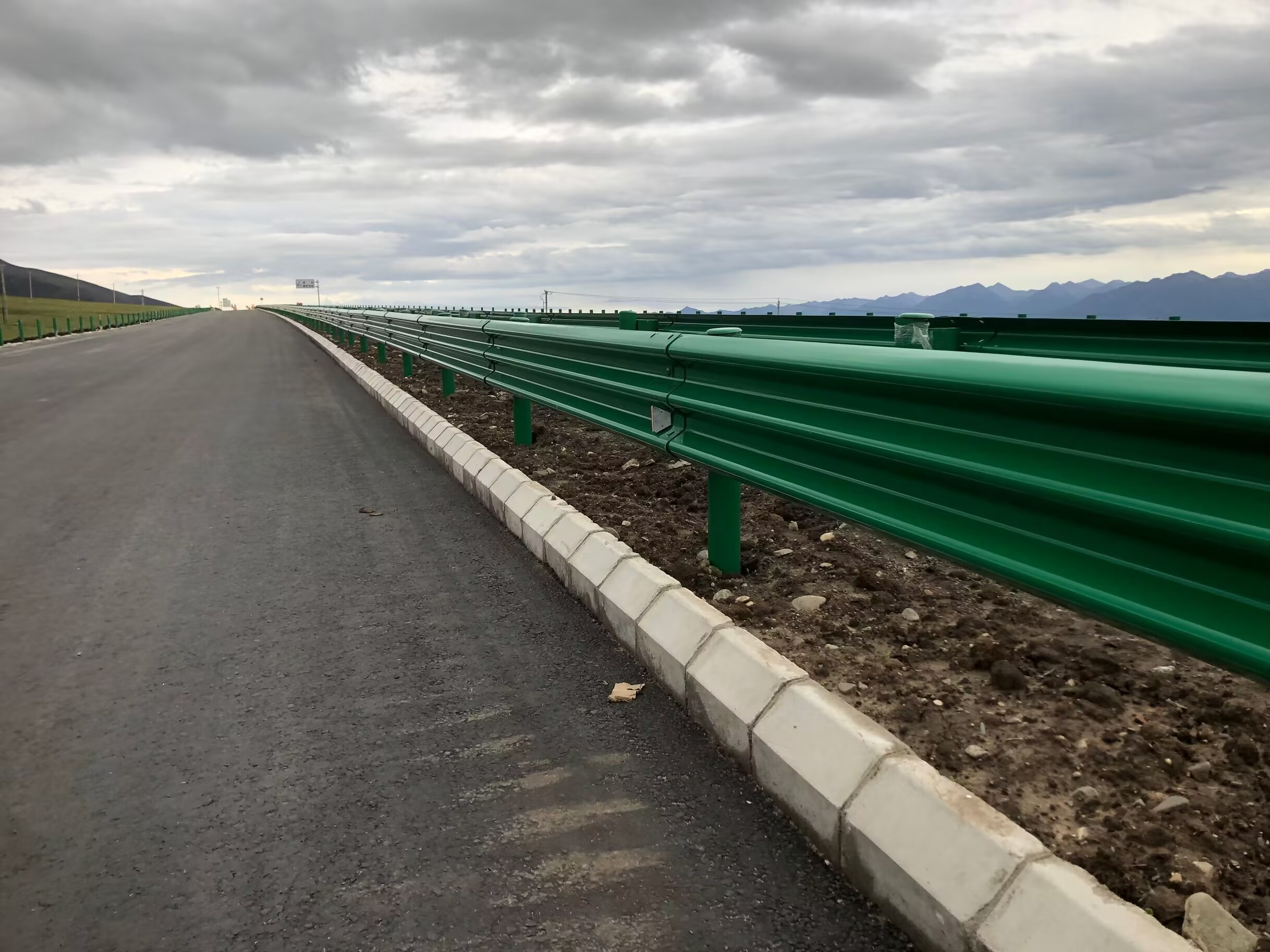 谢通门县乡村公路波形护栏双波波形护栏 - 推荐